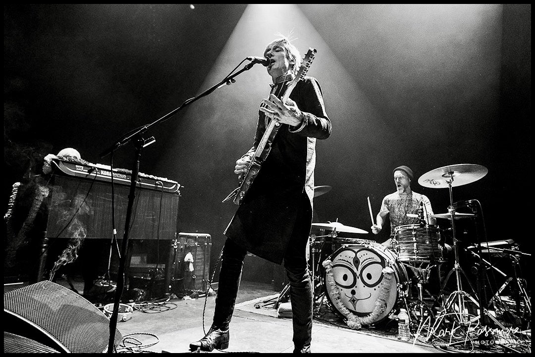 MarkPassmorePix's tweet photo. Kula Shaker perform songs from their latest album as well as songs from their back catalogue at The Phoenix in Exeter.#music #performance #livemusics #music #gig #gigphotographer #gigphotography #concert #concertphotographer #concertphotography @kulashaker #Phoenix https://t.co/Hceav2OREU
