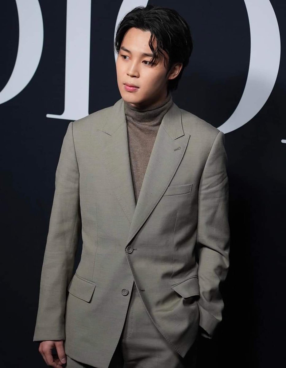 jeonparkmel's tweet image. Belleza de hombre😍💜 @Dior no te equivocaste al tenerlo de #embassador #Jimin  #dior 💜🥵💋🐣지민 @bts_bighit @bts