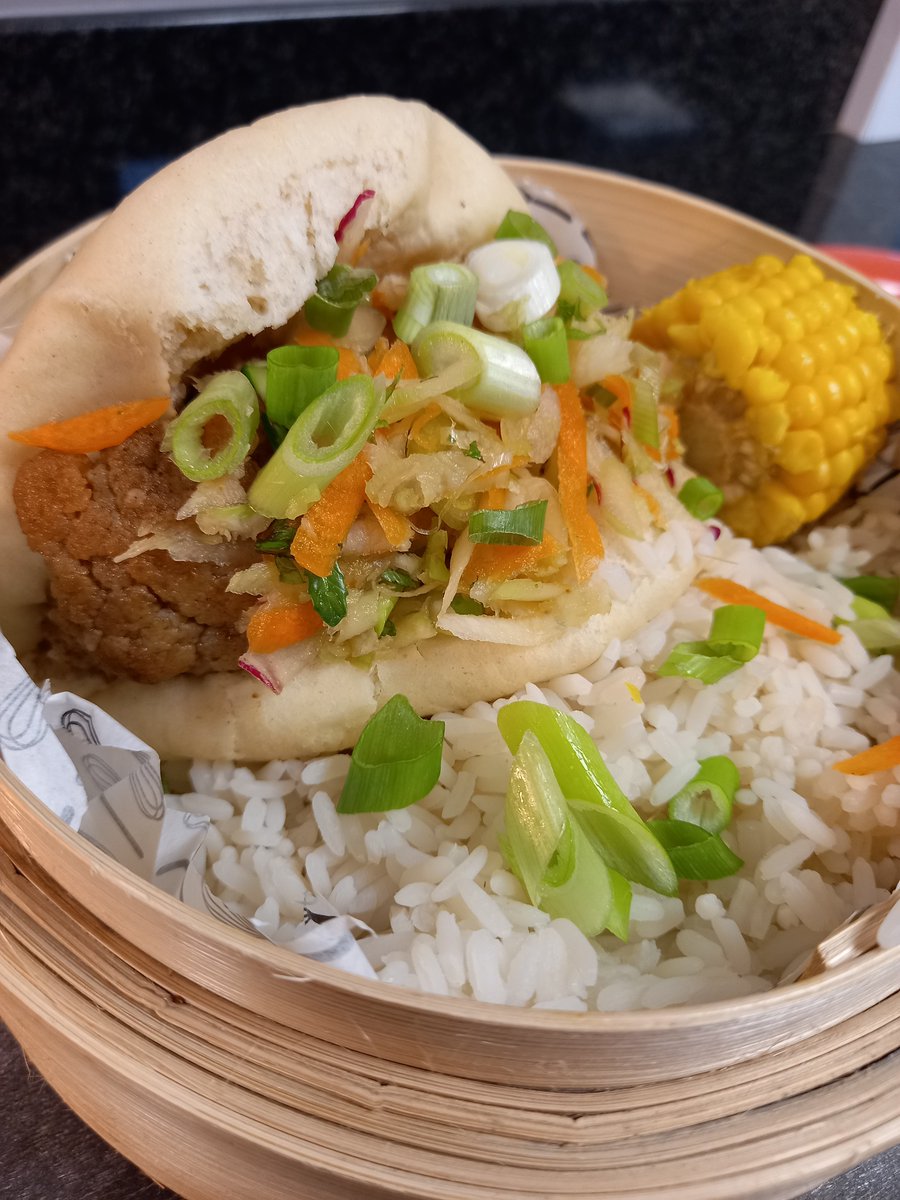 StFaithsKitchen's tweet image. Homemade Bao Buns with Sticky Cauliflower Steak &amp;amp; Asian Slaw @St_Faiths @ChartwellsInd #baobuns #cauliflower @chefmalcolmwood