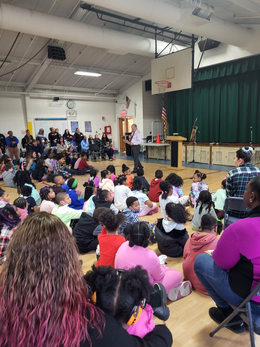 Celebrations were held for Carmen Arace Intermediate and Metacomet Elementary schools - both recently identified by the State Department of Education as "Schools of Distinction''  in the latest CSDE Accountability Report.