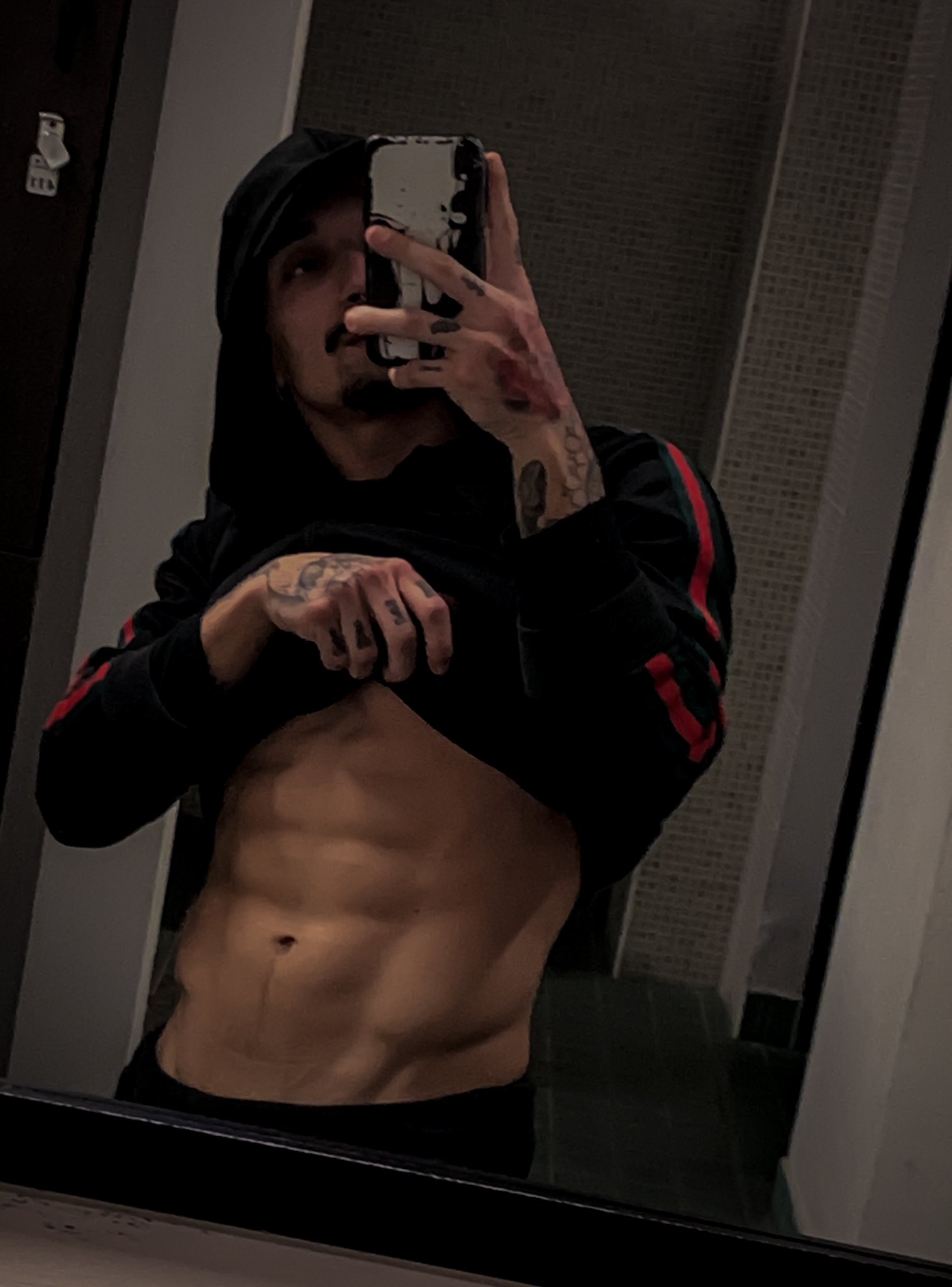 ???
#malochico #gym #gymlife #onlyfanspromo #onlyfansFree #onlyfansbabe #telegramfree #gay #boyswillbeboys