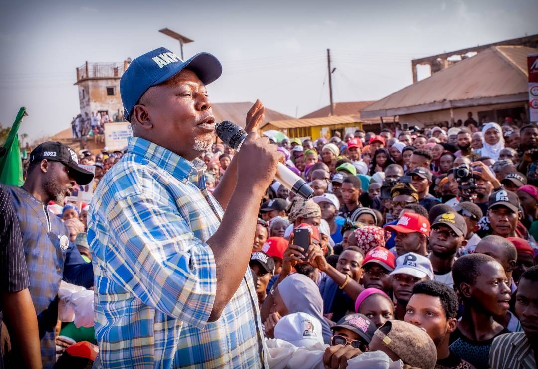 QudusIbrahim33's tweet photo. The PDP house of representatives candidate
ABDULMALEEK ABDULRAHIM DANGA
Campaigning for Natasha Akpoti in his federal constituency Okehi Adavi LGA kogi state
#vote4danga
#vote4akpoti
#vote4atiku
#vote4pdp https://t.co/6MWooU0YtR
