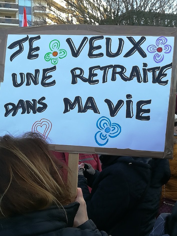 leSNU62twitte's tweet image. #greve31janvier  #retraite #2round Très forte mobilisation unitaire avec la #FSU à #boulognesurmer ce matin ! Plus de monde dans la rue : ✊ 8500 manifestant-es ! 💪💪💪