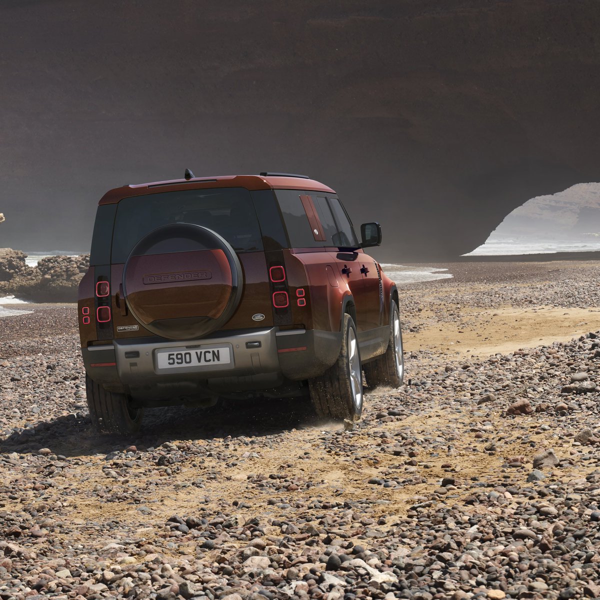 4x4x8

The Land Rover Defender 130 - bit.ly/3zCdIiv