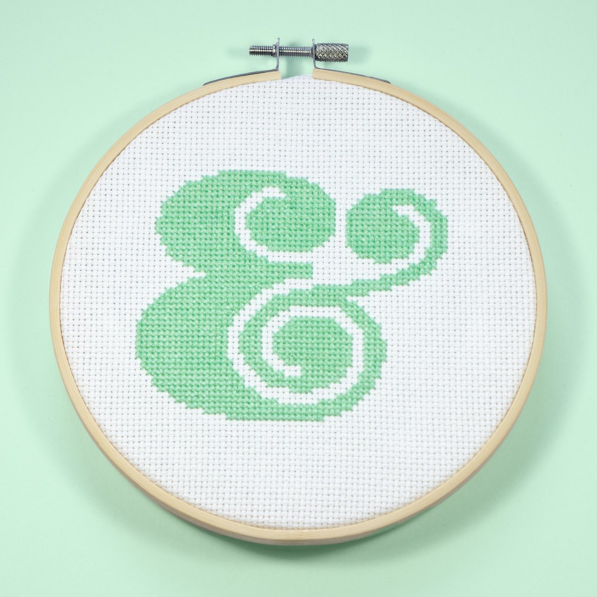 kpatutodesign's tweet photo. Typeface: Blenny Black⁠
womenoftype⁠
dalton.maag⁠
dmc_embroidery⁠
⁠
#ampersandstitches https://t.co/Bsxgofy5K4