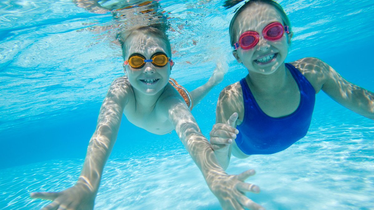 VOGCouncil's tweet photo. Under 16s FREE swimming sessions 🏊

Did you know that Legacy Leisure Centres offer free swimming sessions for children and young people under the age of 16?

📅 Every Sunday

📍 Barry, Penarth and Llantwit Major

Claim your free sessions 🖱️

https://t.co/cH3YsGI8LJ https://t.co/l7qwafjrrn