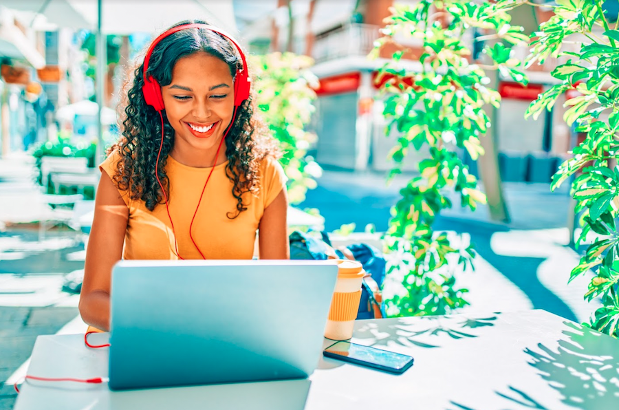 kompany, a Moody's Analytics Company tweet media