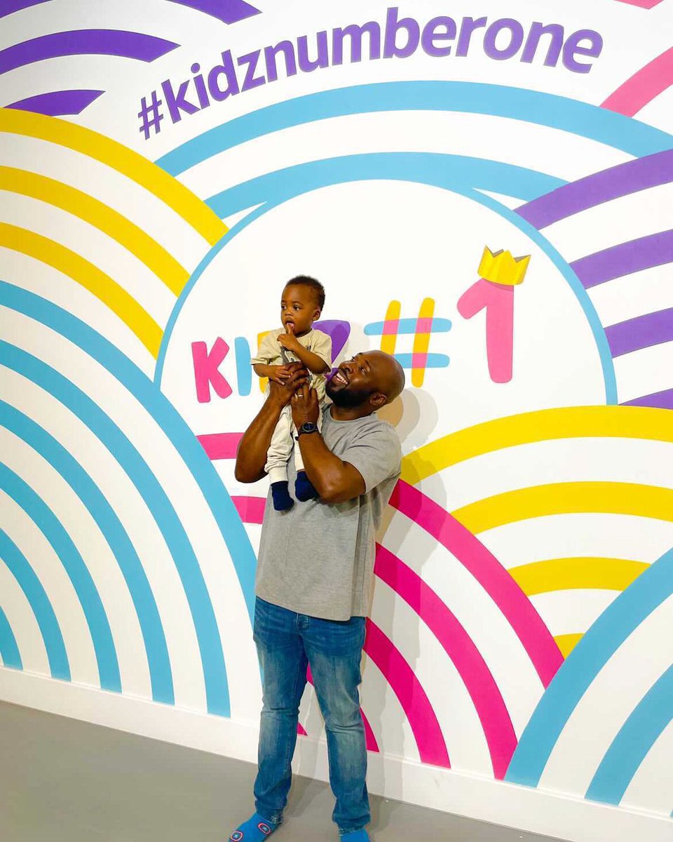 Start off new week with some quality time with your loved ones ✨

Share exciting times and warm memories together 💫

Image credits: @meetthesonsfamily 

#kidznumberone #kidznumber1  #daysoutwithkidslondon #londondads #londonmums #londonkids #ealing #ealingmums #ealingkids