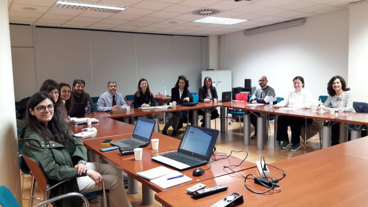 iacs_aragon's tweet photo. Nuestra compañera Patricia Gavín de #DecisionesBasadasEvidencia del @iacs_aragon ha participado en la reunión anual del consorcio del proyecto “European Reference Networks: Clinical Practice Guidelines and Clinical Decision Support Tools" 💪
#ERNGuidelines #ERN #rarediseases
📸👇 https://t.co/j2UV8rk4aQ