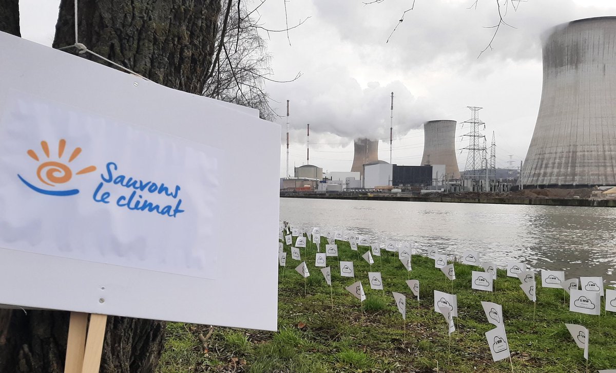 sauvonsleclimat's tweet photo. @sauvonsleclimat est à #Tihange en ce 31 janvier 2023 pour soutenir #Standup4nuclear #Belgique.
Pour la décarbonation de l'électricité belge 🇧🇪 et européenne 🇪🇺, il faut davantage de réacteurs et pas moins !
@StandUp4Nuclear #CO2 https://t.co/4XEtEQpGPu