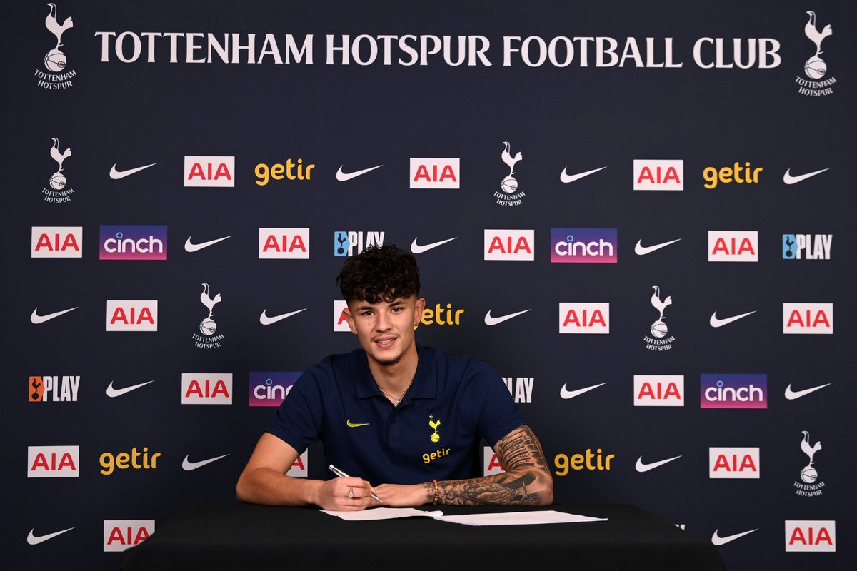 Extremely excited to have signed for such a great club @Spursofficial 🤍 Can’t wait to get started on this new journey, looking forward to many years of success #COYS