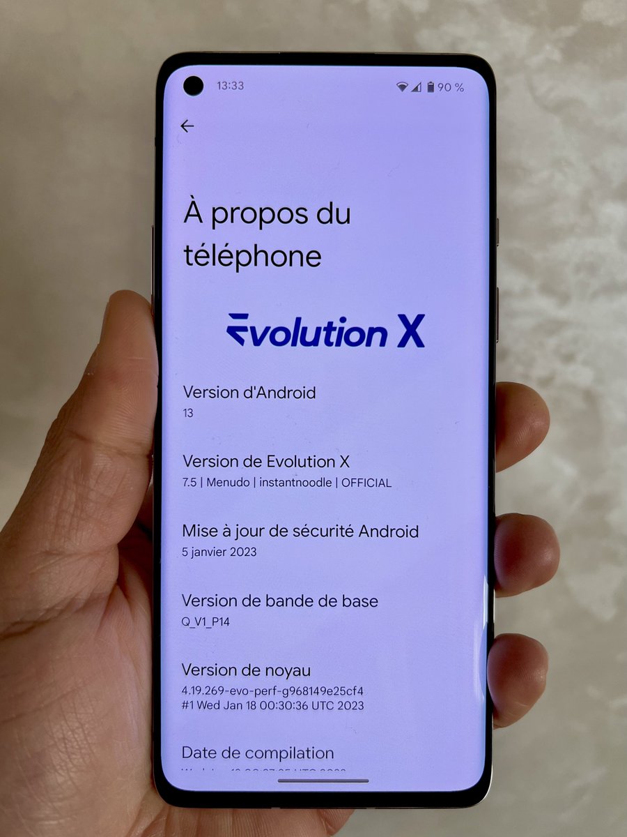 smartechdaily's tweet image. روم @EvolutionXROM المبني على نظام #Android13 على جهاز #OnePlus8 🔥🔥🔥