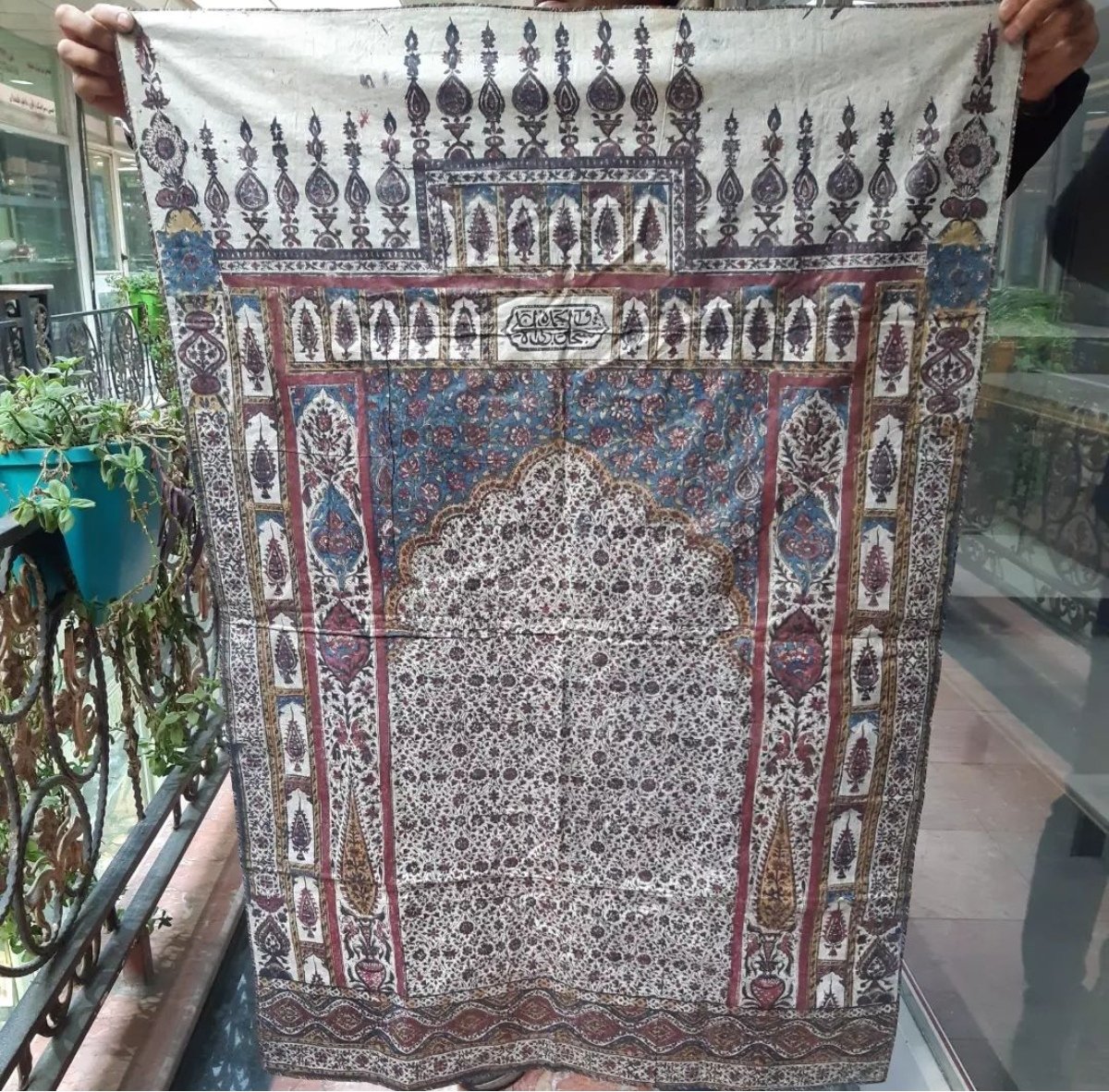 Antique kalamkari, Persia, 19th century #antiques #collection #antiquetextiles #decor #interiordecor #orientalart #islamicart #textilecollection #blockprint #handmadetextile