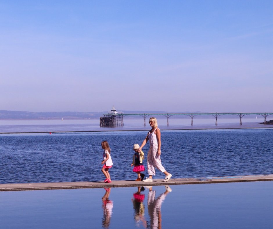 Fantastic coastline, hill fort hikes, a marine lake, carnivals, animal attractions &amp; cider tours - a guide to the best things to do in North Somerset, as recommended by me, a local! <a href="/VisitSomerset/">Visit Somerset</a> #visitsomerset
buff.ly/3XQLj46 <a href="/NorthSomersetC/">North Somerset Council</a>