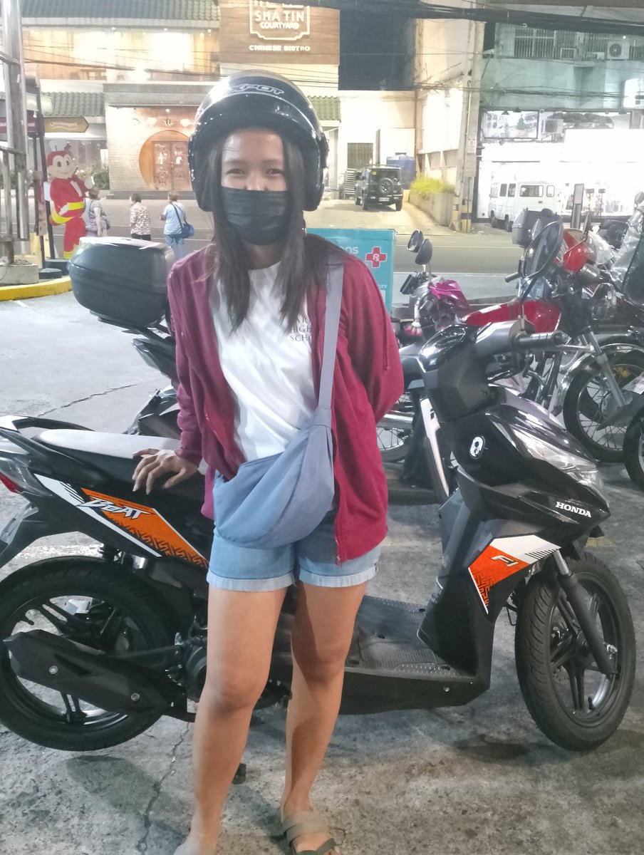 MrCehlos's tweet photo. Kasama ko na si Honda #BeatLog 🤣 https://t.co/L5fHE78CMX