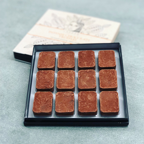 LaudenChocolate's tweet photo. VALENTINES &amp; JANUARY 15% DISCOUNT ENDS TONIGHT! - https://t.co/W0WI7O7dsL https://t.co/BzhJsh6Zu4