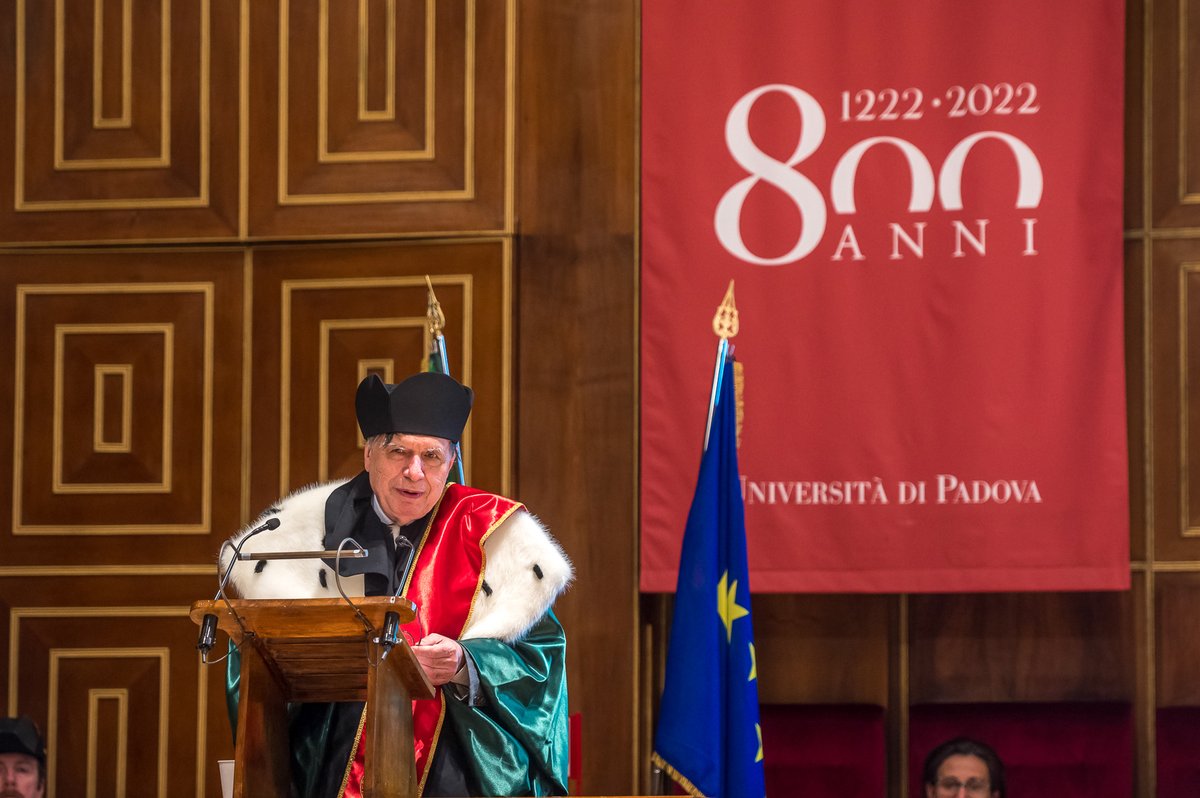 UniPadova's tweet photo. Congratulations to the Nobel Prize in Physics #GiorgioParisi for the honorary PhD!
Relive the ceremony and his Nobel Lecture "La complessità vista da un fisico" for #800Unipd.
> https://t.co/7FQmYpkHjl

@DFAUnipd @EUROINTERIM @fondcariparo @pdcamcom https://t.co/B3Y4jaJHVg