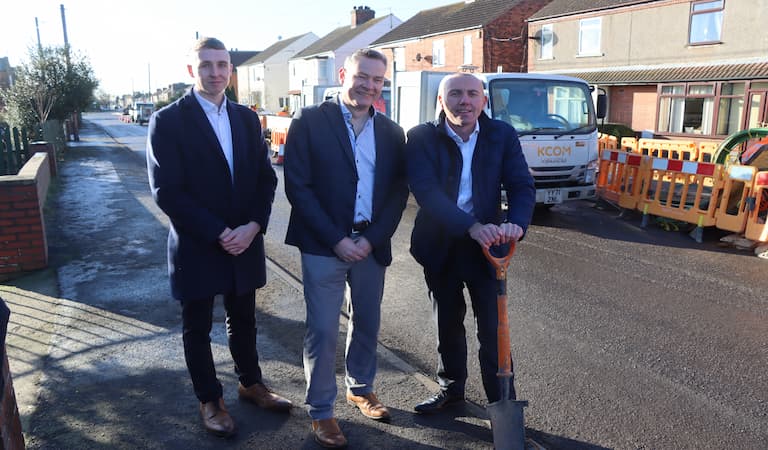 NorthLincsCNews's tweet image. Hundreds of residents and businesses in Gunness are eagerly waiting for their online world to be transformed once they become connected to KCOM’s full fibre network.

Keep reading 👇
northlincs.gov.uk/news/gunness-j…

#ultrafastbroadband #KCOM #fullfibrenetwork