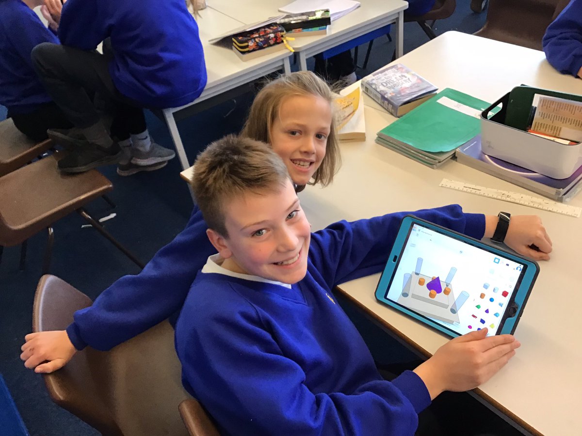 FrodManor's tweet photo. Parks class did some great #manorhousecomputing today designing their own 3D Aztec temples on Tinkercad. #manorhousehistory https://t.co/24nfY7DKcY