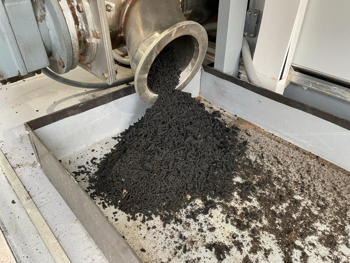 ICSGroup4's tweet image. Biosolids management regulations are changing.

Be proactive and learn more about biosolids drying technology. @ShincciUsa manufactures a dehumidification system, drying biosolids to Class A level.

shincci-usa.com/dehumidificati…

#shincci #biosolidsmanagement #ClassAbiosolids #icsgroup