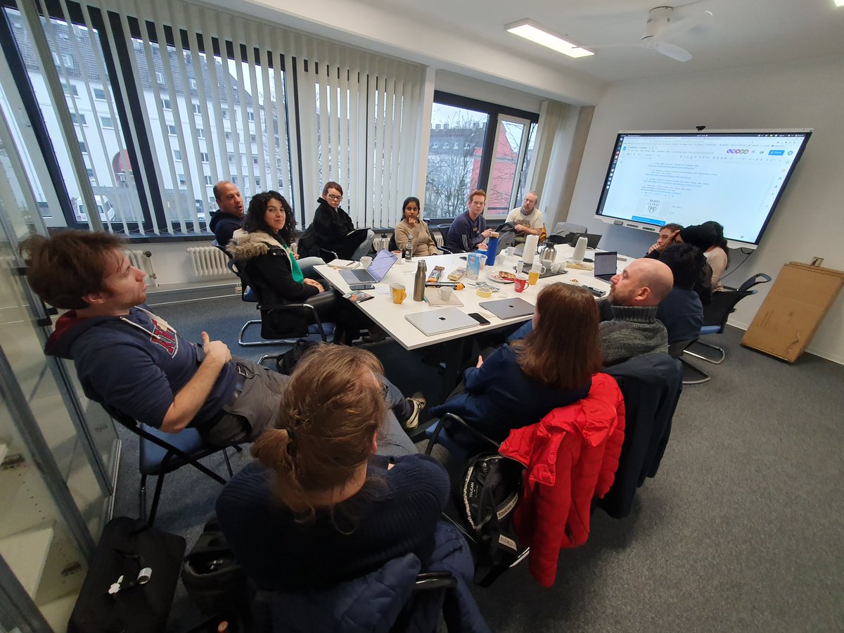 Volker Hofmann tweet media