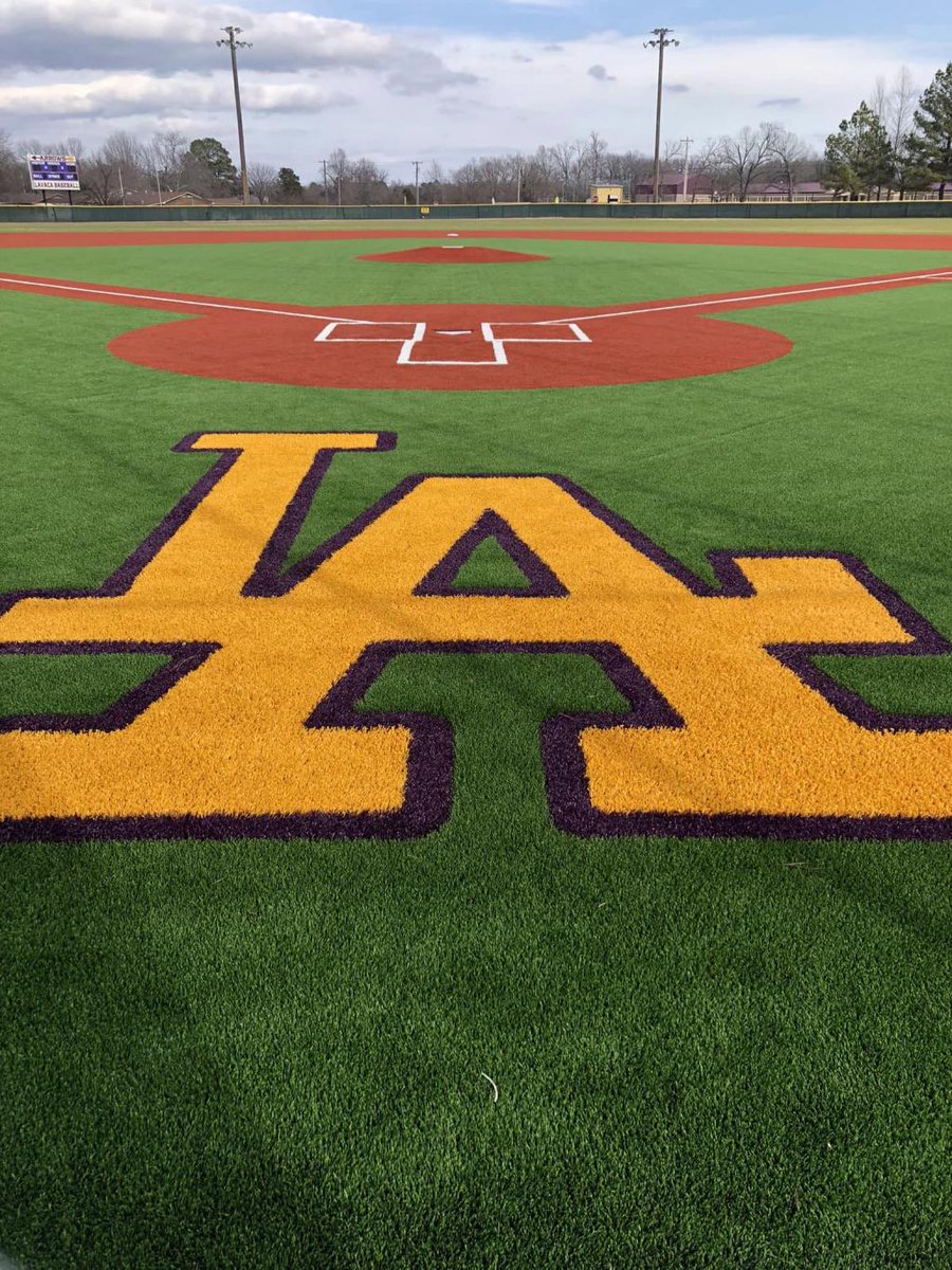 Lavaca School District had three grass fields converted to synthetic turf beginning in May of 2022. This job was over 113,000 square feet and was completed in late August! #turf #sport #football #softball #baseball
