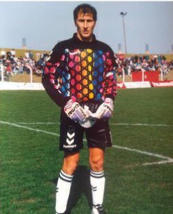 Ayer y hoy! 1993 🇪🇸⚽️ 2023 <a href="/eluno51/">pedro catalano</a> Catalano y su buzo inolvidable con esta nueva replica de NR indumentaria oficial del Deportivo Español