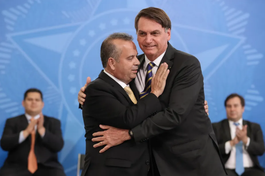 Na reta final, Marinho tem apoio de ‘gabinete do ódio’ pela presidência do Senado. glo.bo/3XSzjz9