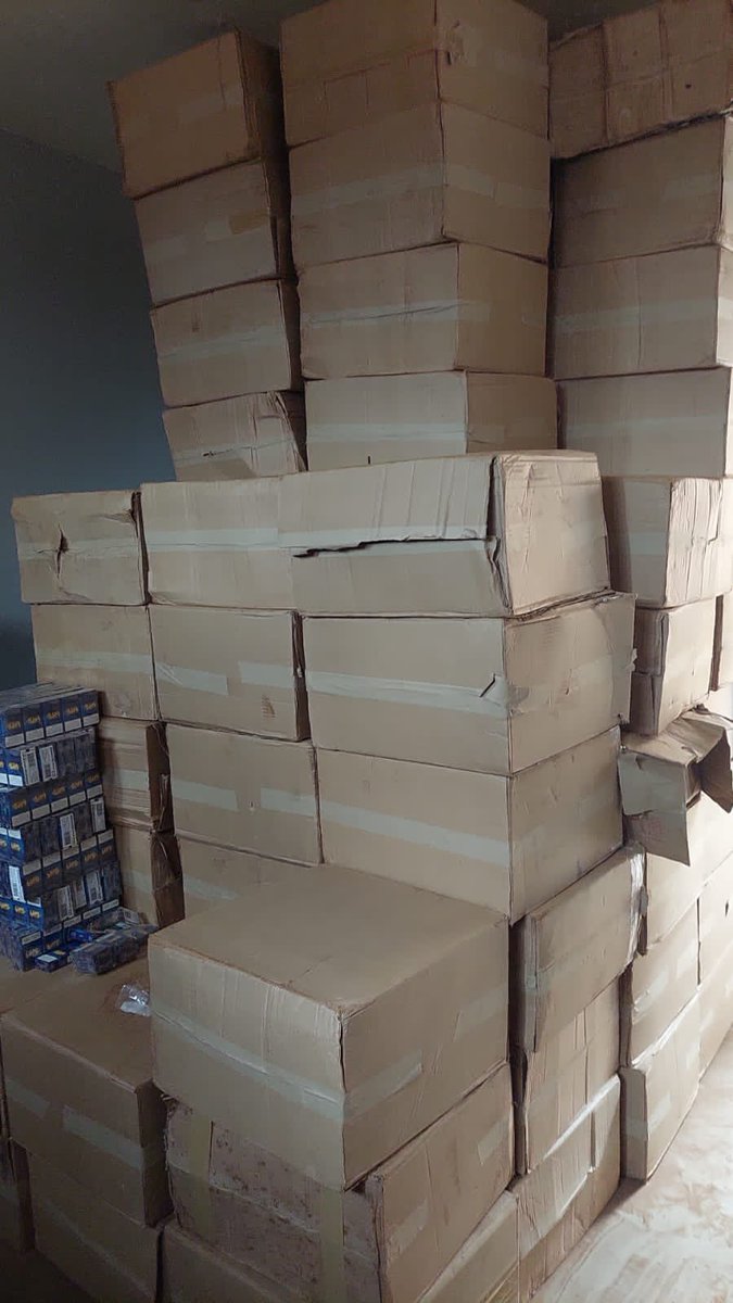 Abramjee's tweet image. Another massive load of illegal cigarettes seized in Lenasia, south of JHB. Products belonging to GLTC Zim. Four arrested: Two Zimbabweans and two Bangladeshi nationals. Seems half the load was already delivered.