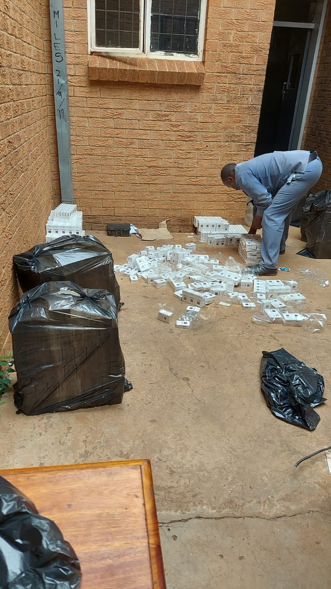 Abramjee's tweet image. Another massive load of illegal cigarettes seized in Lenasia, south of JHB. Products belonging to GLTC Zim. Four arrested: Two Zimbabweans and two Bangladeshi nationals. Seems half the load was already delivered.