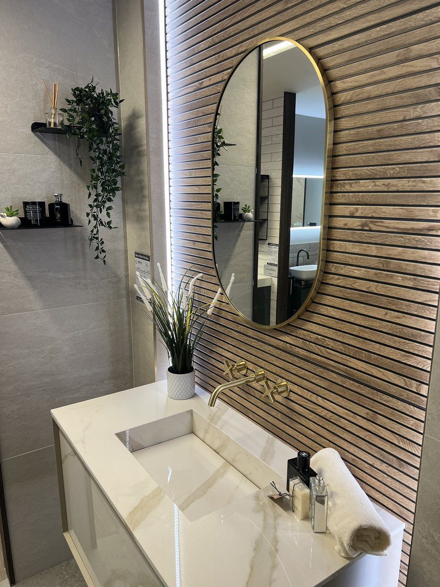 OMG 😱 😍 We’ve fallen head over heals for our new display 🥰

#cheadle #cheadlehulme #bramhall #healdgreen #theheatons #wilmslow #handforth #prestbury #alderlyedge #macclesfield #bowdon #hale #halebarns #altrincham #poynton #disley #lymm