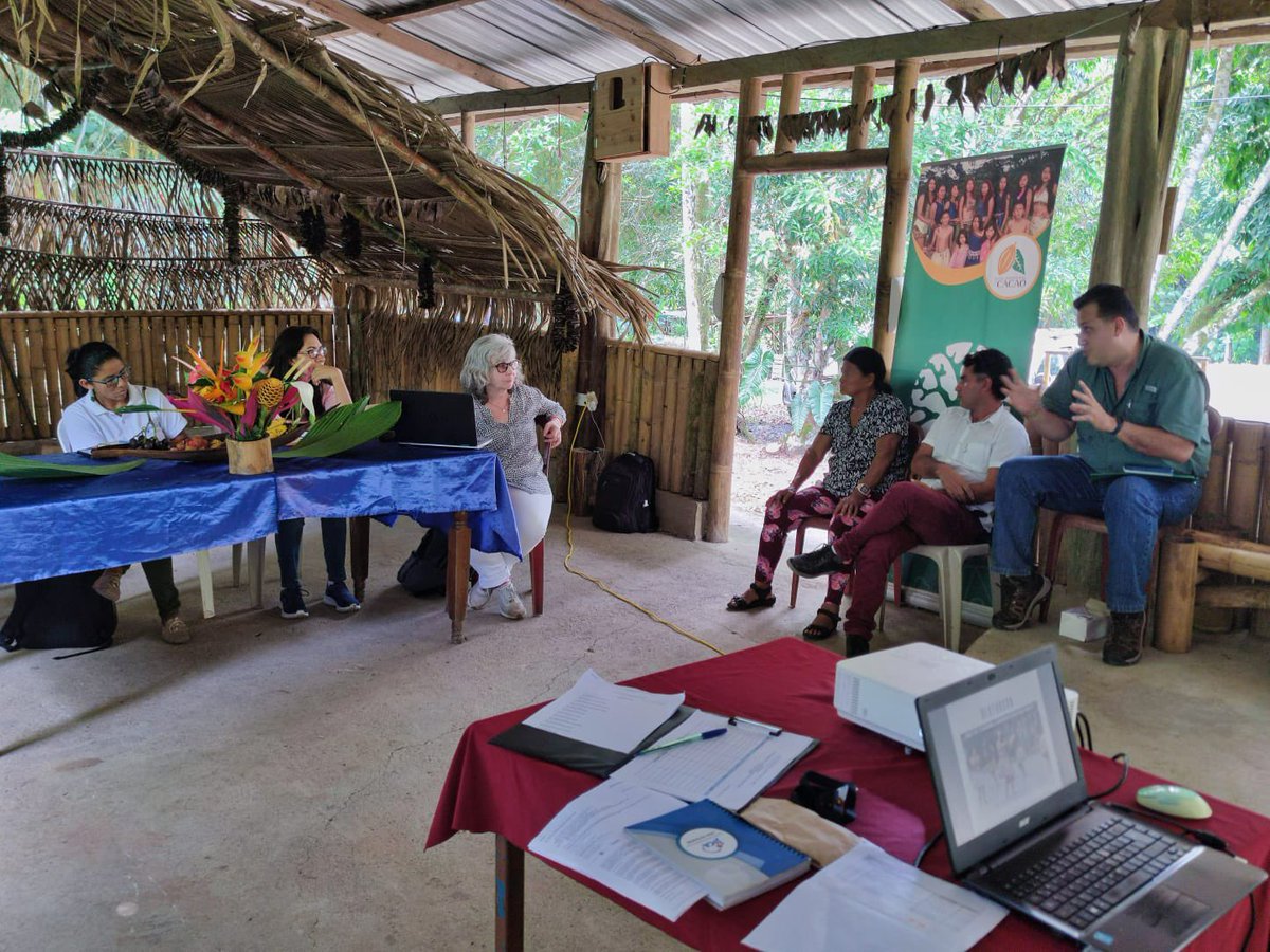 11 emprendimientos representados por la Red de Turismo Comunitario de Napo Redturcon ahora son parte de este esfuerzo conjunto para capacitación, gestión y planificación del desarrollo turístico en la Provincia de Napo.
