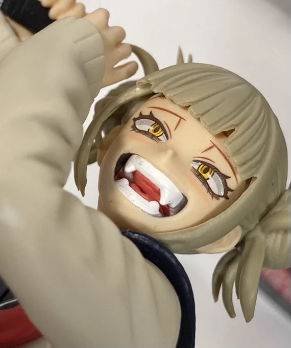 プライズのトガちゃんゲットした。口の中までちゃんと作ってるフィギュアは好感持てるよね 