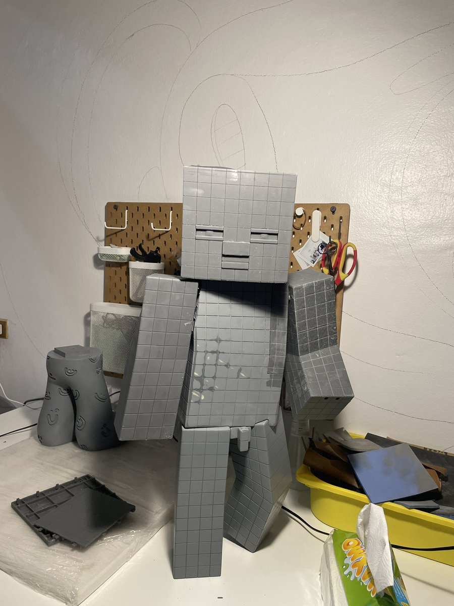 Hello from Square in a cube / cube dude. 

#art #cube #sculpture #david #yoomoota <a href="/yoomoota/">Yoomoota</a>