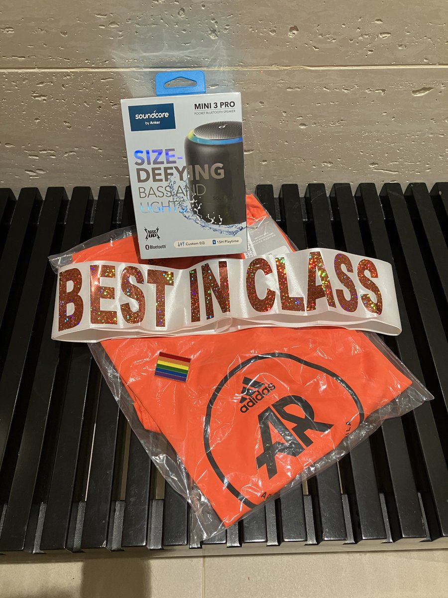 blue_topakia69's tweet photo. Got my award for Limitless a little way too late. Thanks @karlbauuu for keeping them.
I wasn’t even aiming to be the best in class. I just wanted to inspire them to continue running despite being newbie runners. Mission accomplished!
#buhayPLHIV #PLHIVrunner #aRLimitless #aRM https://t.co/dhDqQebvKf