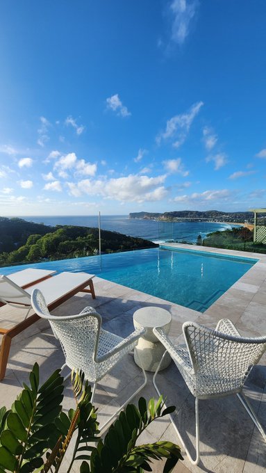 Watch Kissa Sins's leaked NSFW photo on TwXstars