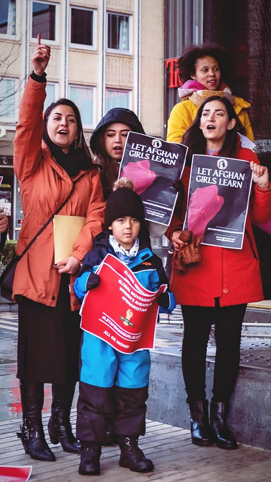 Thank you to everybody who stood in solidarity with #Afghan women at the Global Movement For Women's Rights in Afghanistan demonstration in Trondheim this weekend <3

Here are some photos from the day!
#LetHerLearn #AllOrNone

Photo Credit: Sebastian K. Jacobs