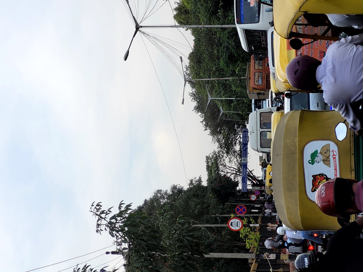 sandeepdevathi1's tweet photo. Respected @SplCPTraffic Sir, 
@btppubliceye @kslayoutrfps

In Kadirenahalli Cross, there is more traffic in between Kadirenahalli Cross, Banashankari &amp; Ilyas Nagar after the signal is on. Before only less traffic now morning and evening more &amp; more. Please take
necessary action. https://t.co/f12ApBrEJs