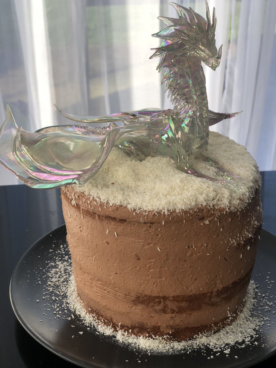 Enoren_'s tweet photo. Happy, happy birthday a l’historien qui a volé mon cœur ❤️ @HistorienAtis 
Merci à tous pour vos contributions au projet secret, il redescend, il arrive 😇😘 https://t.co/LJwWdV2xyZ