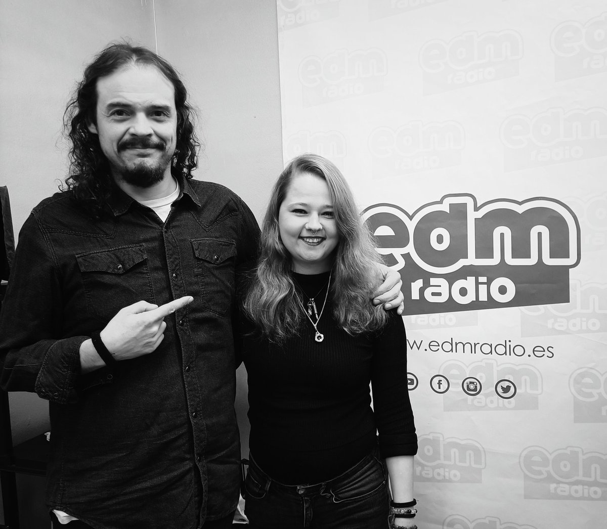 Entrevistas de enero en #DesayunoDeMaloik 🤘🏼

<a href="/EDMRadioOficial/">EDM Radio ®</a> <a href="/ArcanoBoreal/">Arcano Boreal</a> <a href="/HabitofRabbit/">The Habit of The Rabbit</a>