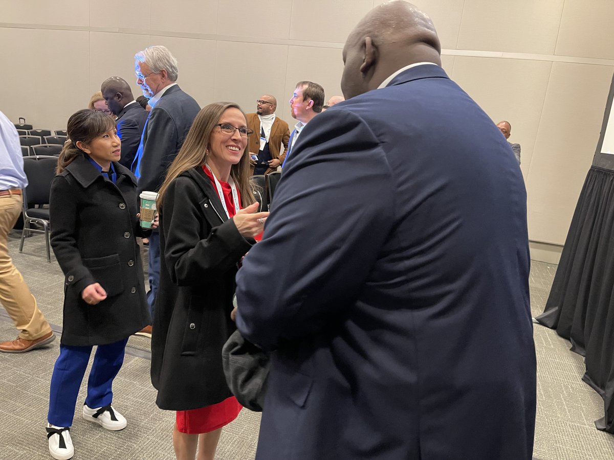 LamarCISD's tweet image. During #TASAMidwinter2023 &quot;Dare to Lead,&quot; award-winning Superintendents @Dr_RNivens &amp;amp; Dr. Walter Jackson from La Porte ISD co-presented to nearly 100 school administrators about key ingredients to thriving as a Superintendent. Leaders making more leaders 🧰📚#LamarCISDProud