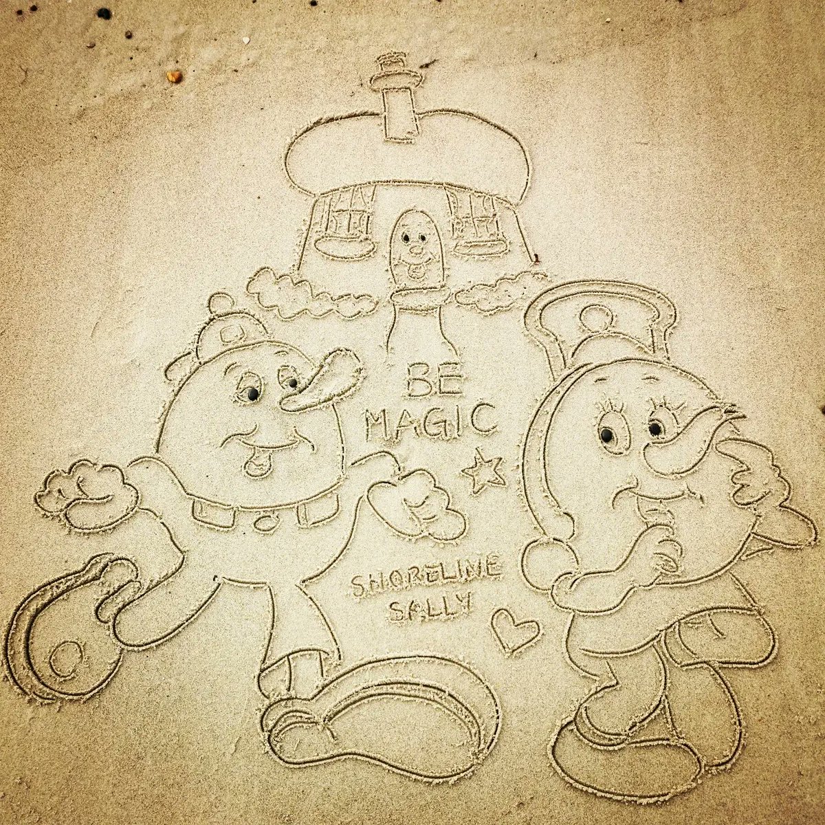 DigiDaughter's tweet photo. Be Magic 🌟 #TheMagicHouse #PCPot #KittyKettle #Puppets #JoeAusten #STV #Storyland #householditems ❄️❄️❄️❄️❄️
💛 #Covid2022 #Lockdown2021 #morale #VitaminSea 🌊🌊🌊 #DuneToons #Lockdown2020 #comics #cartoons ✍️ #SandBanksy #shorelinesally Character No.1813-5 https://t.co/Be0b5PyhGY