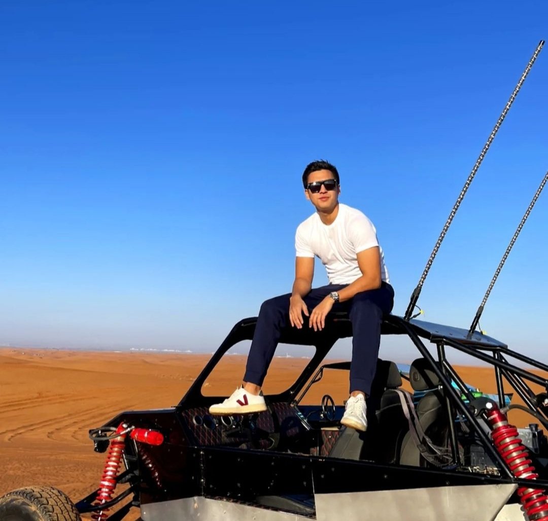 Camel                            Comein 

           HAHAHAHAHAH

TUEStoWait KIANOs
<a href="/_kiatakahashi/">Kiara Takahashi</a> | <a href="/iamginoroqueiv/">Gino Roque IV (personal account)</a>