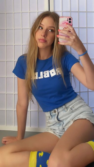 roblox gf https://t.co/xm98EQSBYI