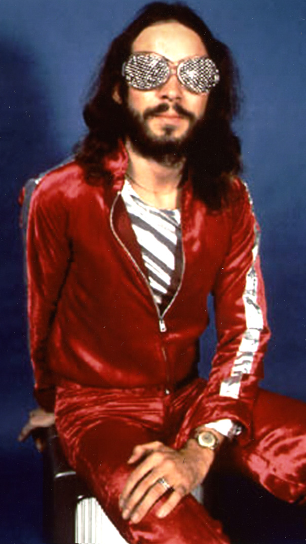 Happy Birthday to Phil Manzanera!   