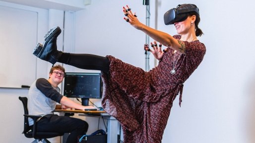 Teresa Hirzle (@thirzle) on Twitter photo Come and join our CHI 23 Summer School on XR in beautiful Copenhagen on May 2-4 with <a href="/Joanna_BL/">Joanna Bergström</a> <a href="/khornbaek/">Kasper Hornbæk</a> and <a href="/HansGellersen/">Hans Gellersen</a>! We'll have space for 50 participants and exciting talks from speakers like <a href="/twi_mar/">Dr. Mar Gonzalez-Franco</a> 🤩chi2023summerschools.uol.de/extended-reali… Come and join our CHI 23 Summer School on XR in beautiful Copenhagen on May 2-4 with <a href="/Joanna_BL/">Joanna Bergström</a> <a href="/khornbaek/">Kasper Hornbæk</a> and <a href="/HansGellersen/">Hans Gellersen</a>! We'll have space for 50 participants and exciting talks from speakers like <a href="/twi_mar/">Dr. Mar Gonzalez-Franco</a> 🤩chi2023summerschools.uol.de/extended-reali…