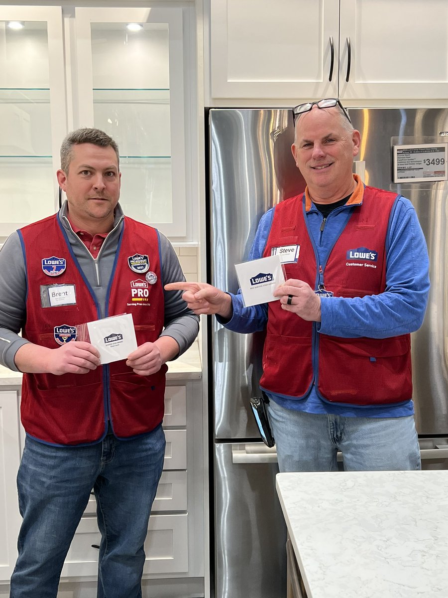 Lowes 664 tweet media