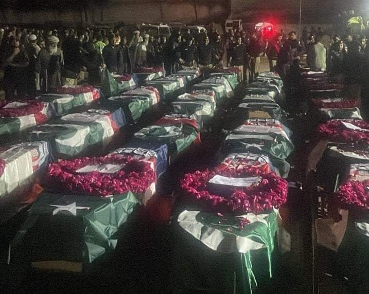 meersaood's tweet photo. مزید کتنی لاشیں درکار ہیں !
خالی خزانی کو بھرنے کہ لئے ؟
#Peshawar_Attack https://t.co/J6qxCkF3rC