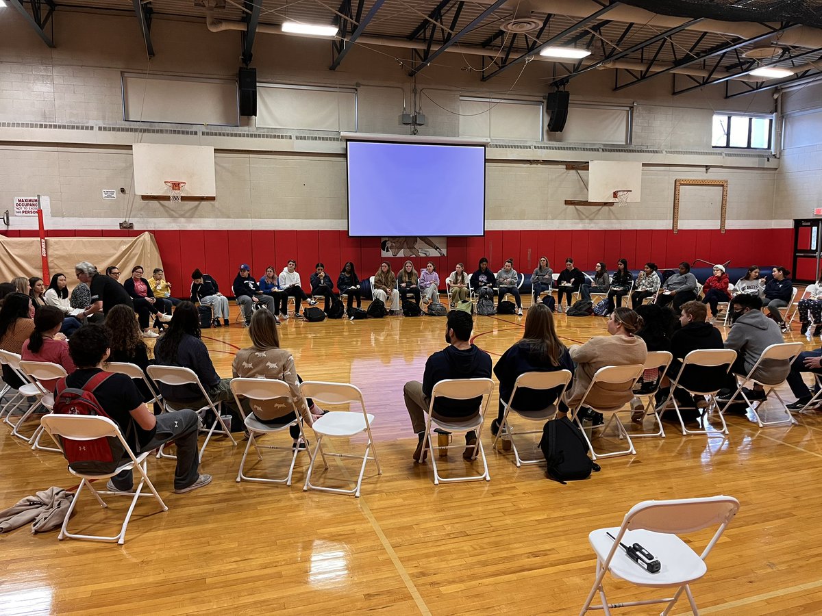 Sources of Strength peer leader meeting-planning our next campaign!! <a href="/pat_walshEDU/">Patrick Walsh, Ed.D.</a> <a href="/mattgct/">Matt Gaven</a>