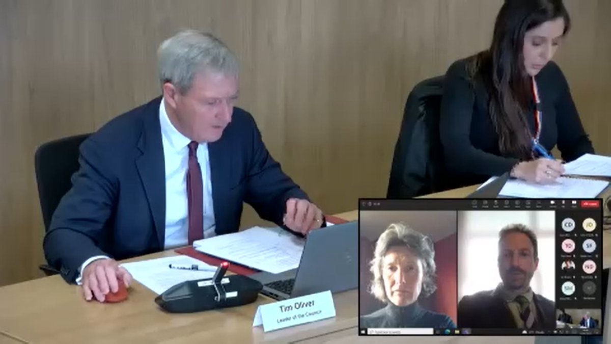 Cabinet has just begun.

Watch the meeting here live: surreycc.public-i.tv/core/portal/we…